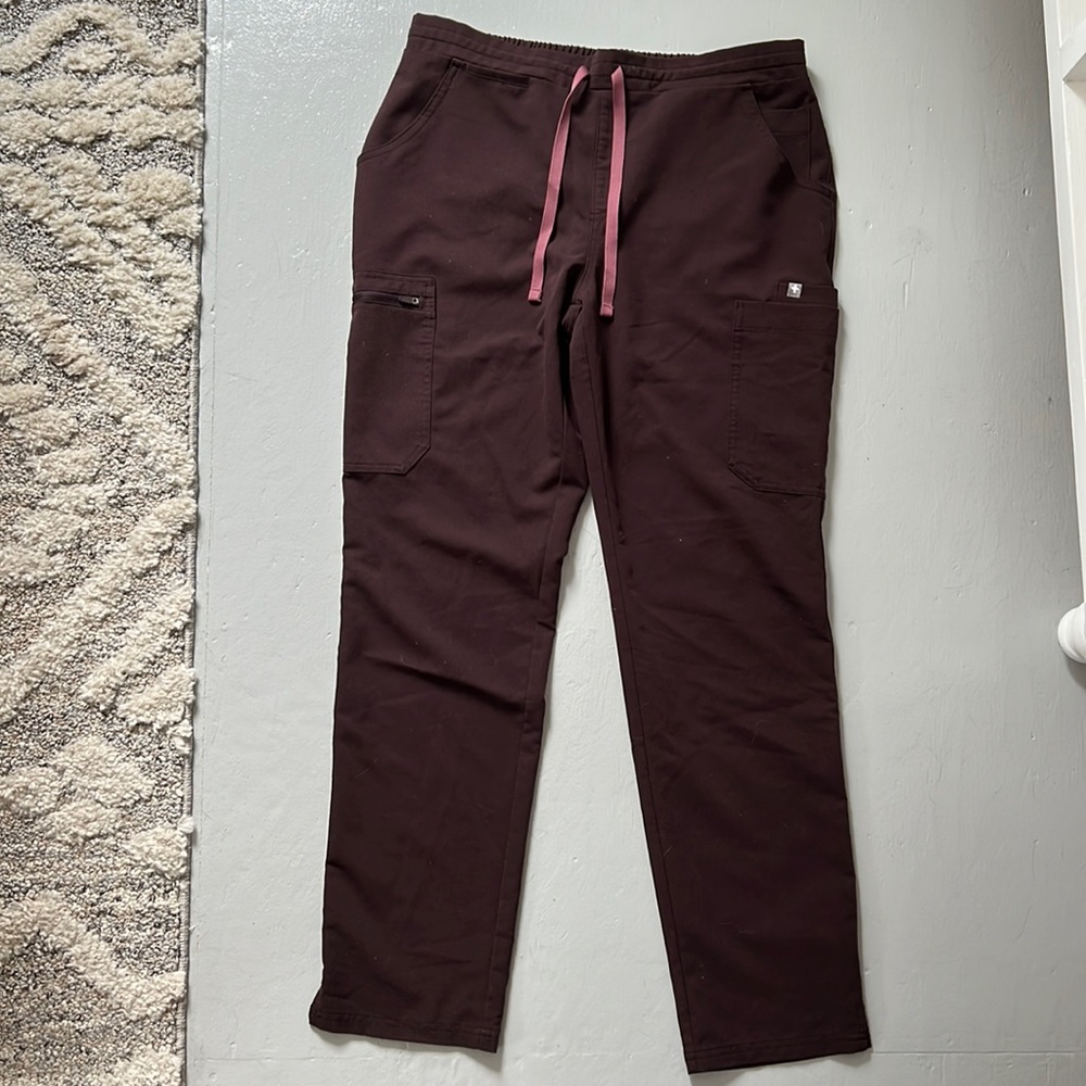 Figs Yola Espresso Brown